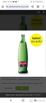Sklenené fľaše z minerálok a džúsov