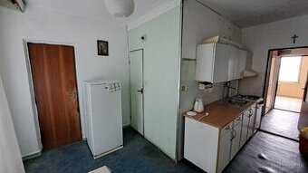 3i byt s balkónom a lóggiou, 69 m2, Ružomberok