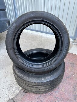 215/50 R17