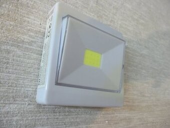 Svetlo lampa