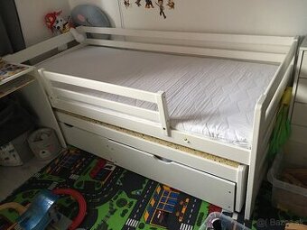 Detska postel s pristelkou