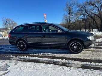 Škoda Superb 2  2,0 TDI. 103kw 4x4 rv 6/2012 automat