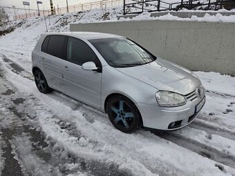 Volkswagen Golf 5 2.0 TDi 103 kW