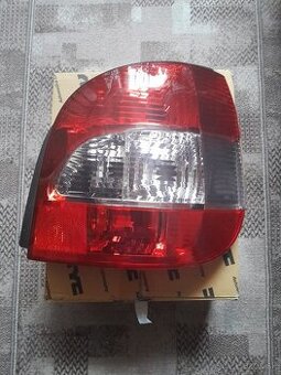 Predám pravé zadné svetlo na Renault Megan Scenic 1