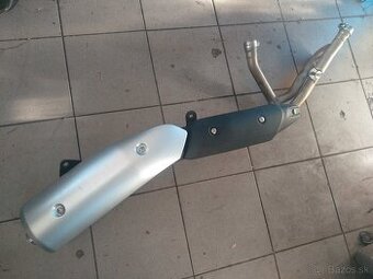 Výfuk Suzuki DL 650 v-strom