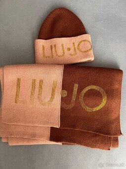 Set ciapka a šál LiuJo