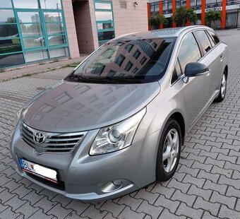 Toyota Avensis Combi T27 2.0d D-4D 93kw M6 r.v.2011