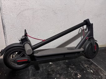 Elektrokolobežka xiaomi mi electric scooter