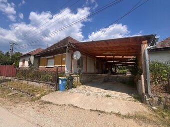 MAĎARSKO - MÁRTONYI - ZREKONŠTRUOVANÝ DOM S PRÍSTREŠKOM