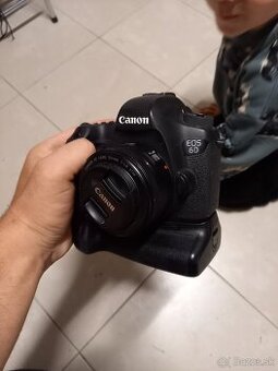 Canon eos6D + 50mm f1,8+ batery grip