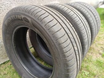 Predám letné pneumatiky 215/60R16