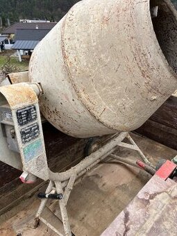 miesacka 250 litrov 400V