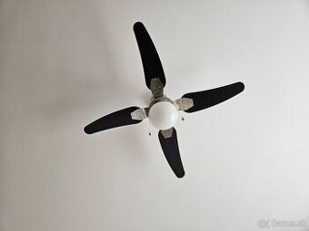 Stropný ventilátor s LED svietidlom