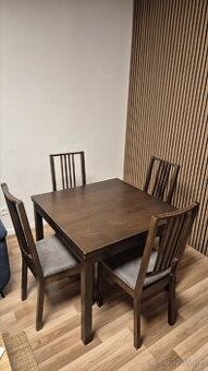IKEA jedálenský stôl + 4x stolicky