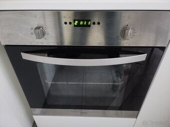 Vstavaná rúra Whirlpool