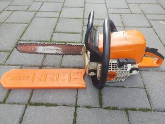 Motorová píla STIHL MS 230