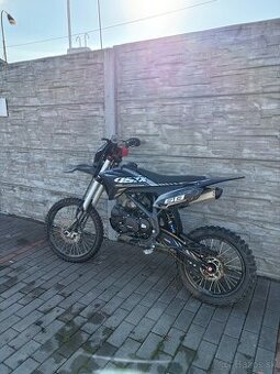 Asix XB68 125+ZARUKA