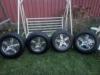 5 X 114,3   215/70 R16 ZIMNĚ