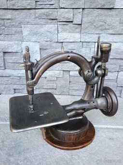 Starožitny šijaci stroj Willcox a Gibs