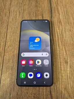 Mobilný telefón Samsung Galaxy S24 5G 8 GB / 256 GB - Onyx B