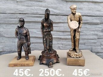 Rôzne sošky ceny na foto  kovové, mosadzné, bronzové