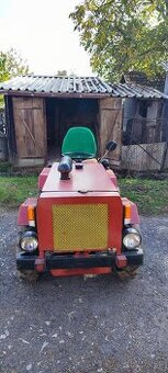 Malotraktor domácej výroby klbový 4x4 pohon
