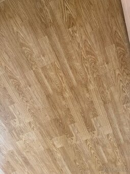 Laminatova podlaha - pouzita. -za odvoz