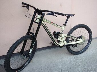 Téměř nový Scott Gambler 720 - PC: 4750euro
