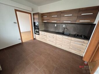 3 izbový byt s balkónom Topoľčany