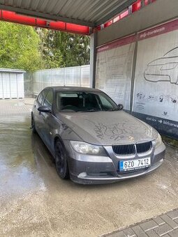 BMW e90 2L nafta