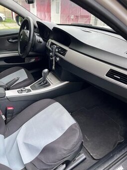 BMW 320i e91