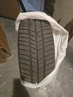 Pneumatiky Barum polaris 5 R18 245/45 - 1