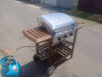 Plynovy gril - 1