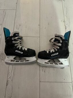BAUER KORCULE VEĽKOSŤ Y9 - 1