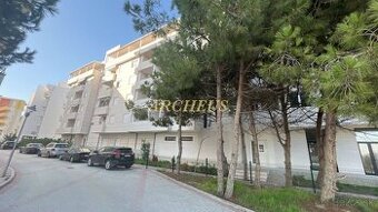 2 izbový apartmán pri mori v Albánsku s terasou, 50m2