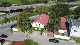 NOVÁKY - POLYFUNKČNÝ DOM + GARÁŽE + POZEMOK 948m2