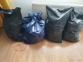 4 vrecia dámske oblečenie videa do WhatsApp