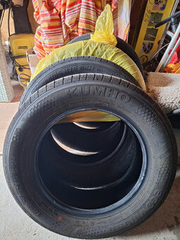 Nove letne pneumatiky Kumho Ecowing 185/65 R15 88H