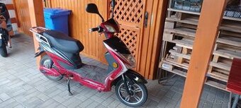 Elektro skúter