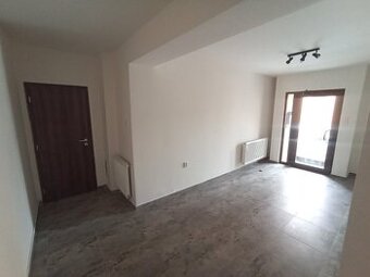 2 kancelárie/obchodné priestory na Sládkovičovej ulici, DS