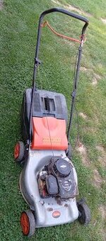 Benzinová kosačka