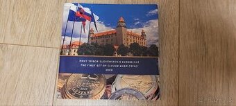 Prvý súbor slovenských euromincí