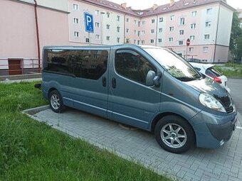 Opel Vivaro 2.5 cdti long