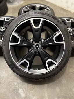 Zimná sada 5x112 R19 , 235/45/19 Mercedes Benz GLA X156