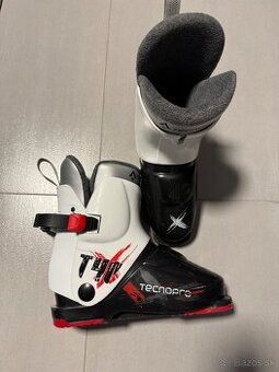 Predám detské lyžiarky Tecnopro veľkosť 35
