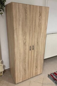 Skriňa – drevodekor