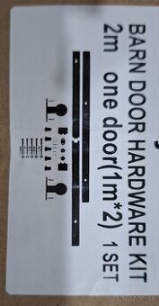 Kovový posun na dvere