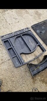Predám dvojité dno do kufra golf 4 combi