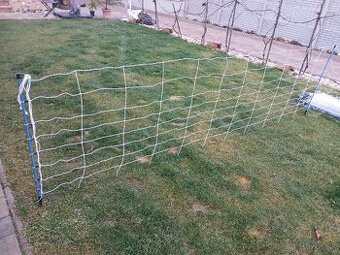 Eletrický plot oplotok, elektrická sieť