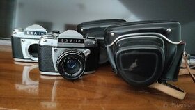 Starý fotoaparát Exa Ia 2ks